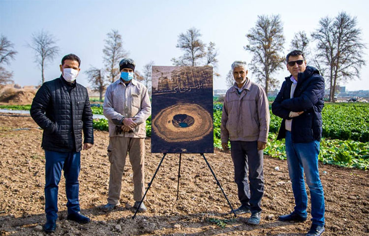 کشاورزان از پوستر مستند «بر سر خاک» رونمایی کردند