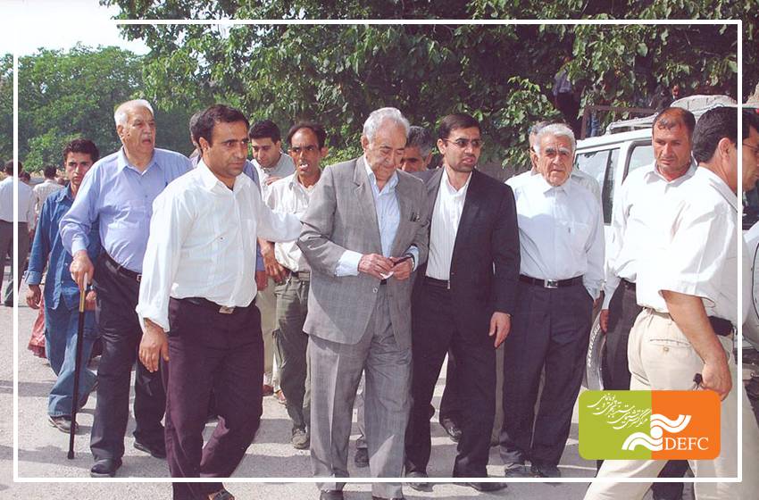 بهمن بیگی، هستی خود را نثار معلمی کرد