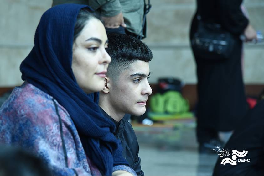 تلاش پدر و مادر برای پیشبرد اهداف فرزندان در مستند «کول‌انداز»