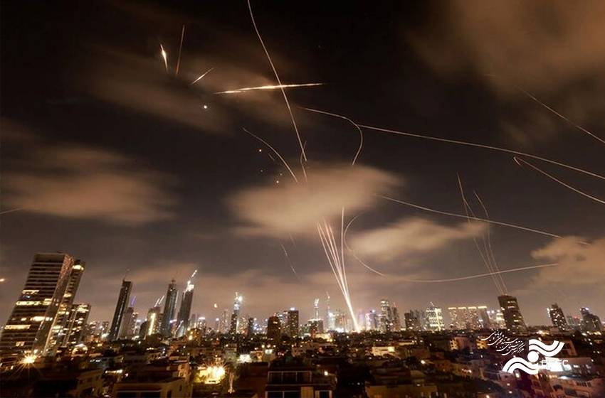 مستندسازی چریکی، روایت زیر آتش و خاکستر