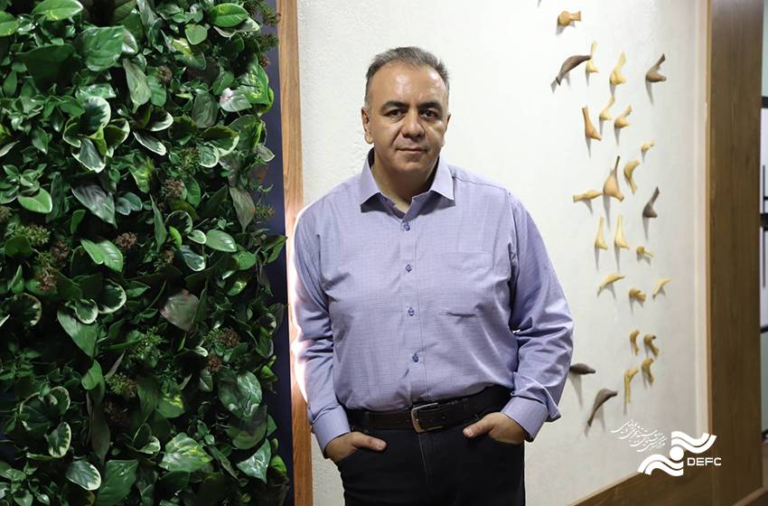 امید نجوان: اغلب فعالان سینما نگاه تجاری دارند