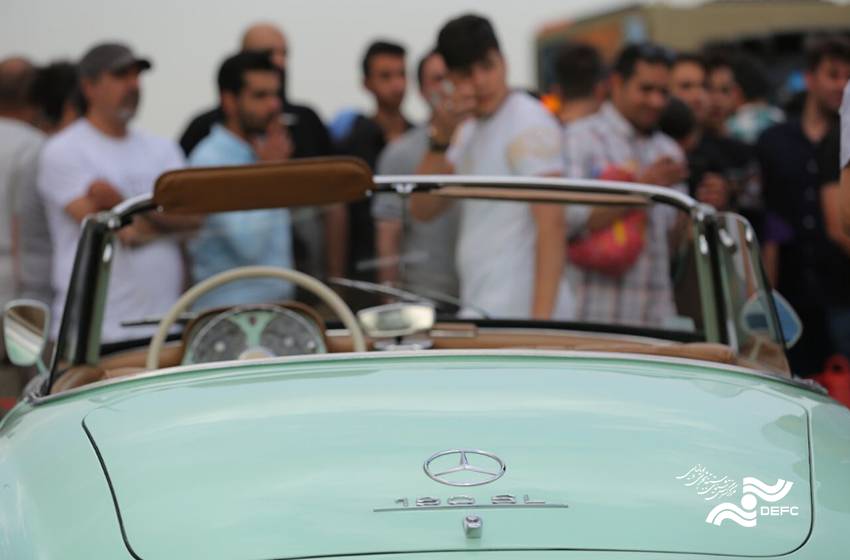 منعی برای ساخت فیلم‌های انتقادی وجود ندارد/ «بنز ایرانی» مستندی دورگه است