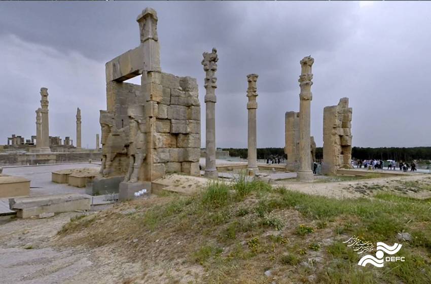 نگاهی به دو مستند درباره ایران این روزها/ مرثیه‌ای برای یک شهر