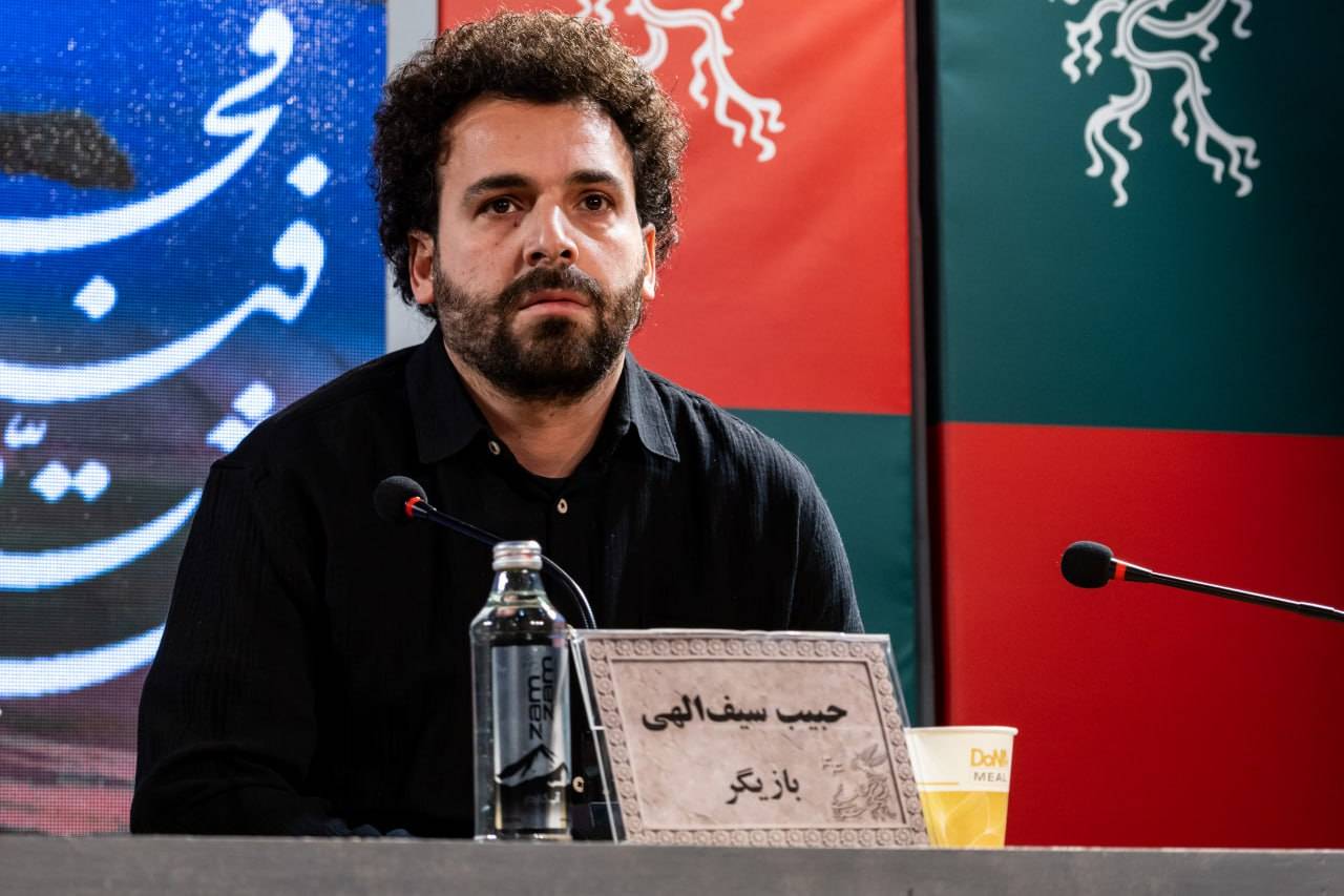 نمایش «زندگی کوچک، کوچک» در سینمای رسانه>