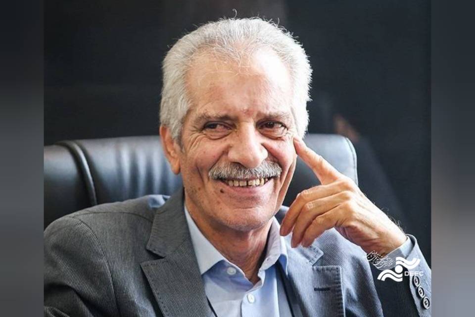 مستند «تاج سر» در فراموشی/ گلایه کارگردان از بی‌توجهی به منصور پورحیدری