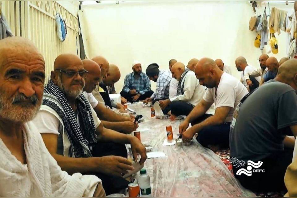 روایتی پدر و پسری از حج در مستند «حاج بابا»