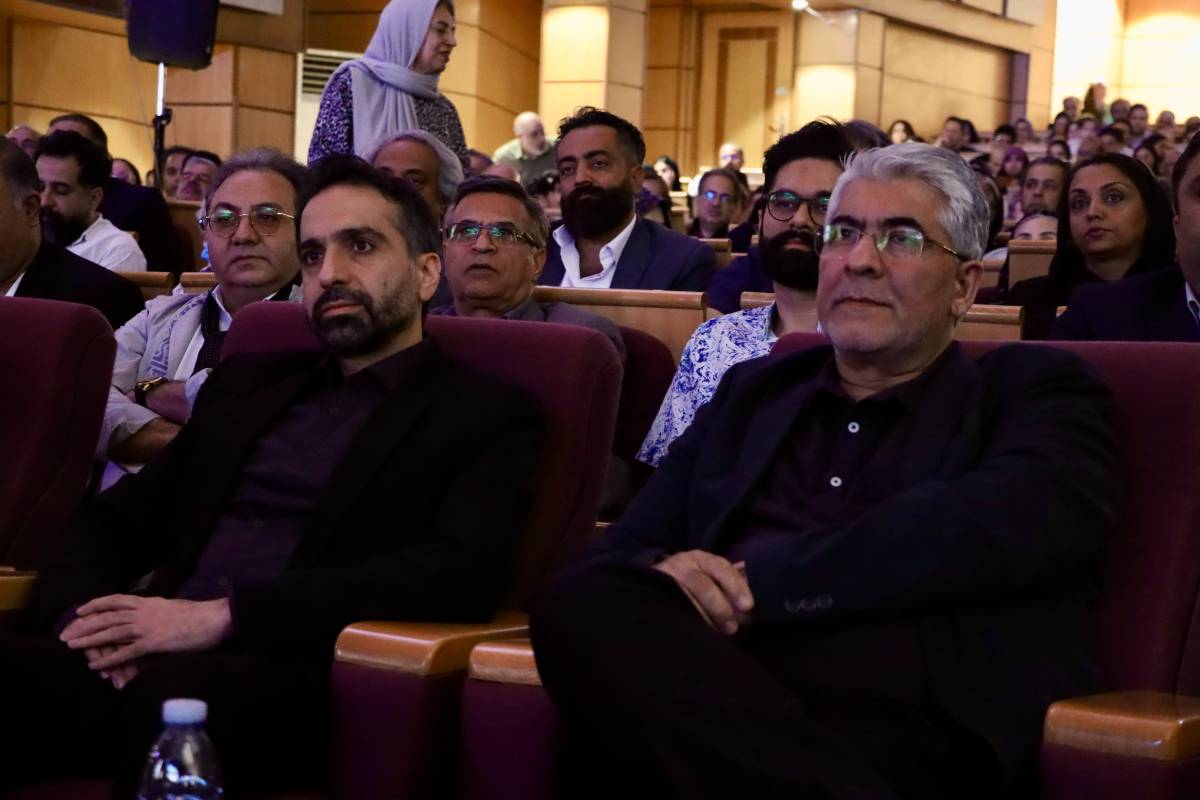 مجموعه تصاویر از نمایش ویژه «جنگل قائم» در کرمان