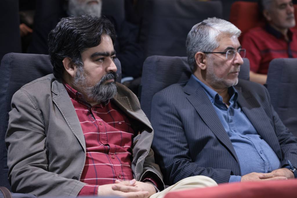 گزارش تصویری/ «بحران خاموش» در چارسو روی پرده رفت>
