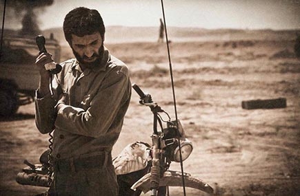 نمایش و نقد فیلم سینمایی «ایستاده در غبار» در کانون فیلم سینماحقیقت